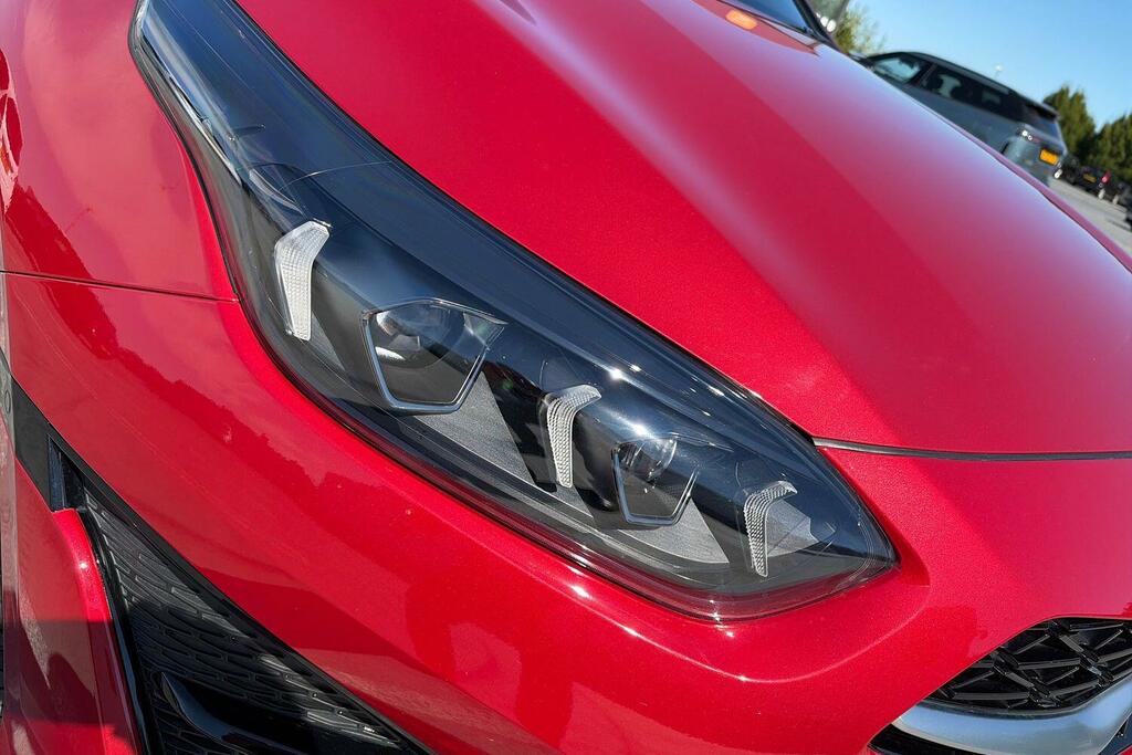 Kia Proceed 1.5 T Gdi Gt Line Shooting Brake Red #22