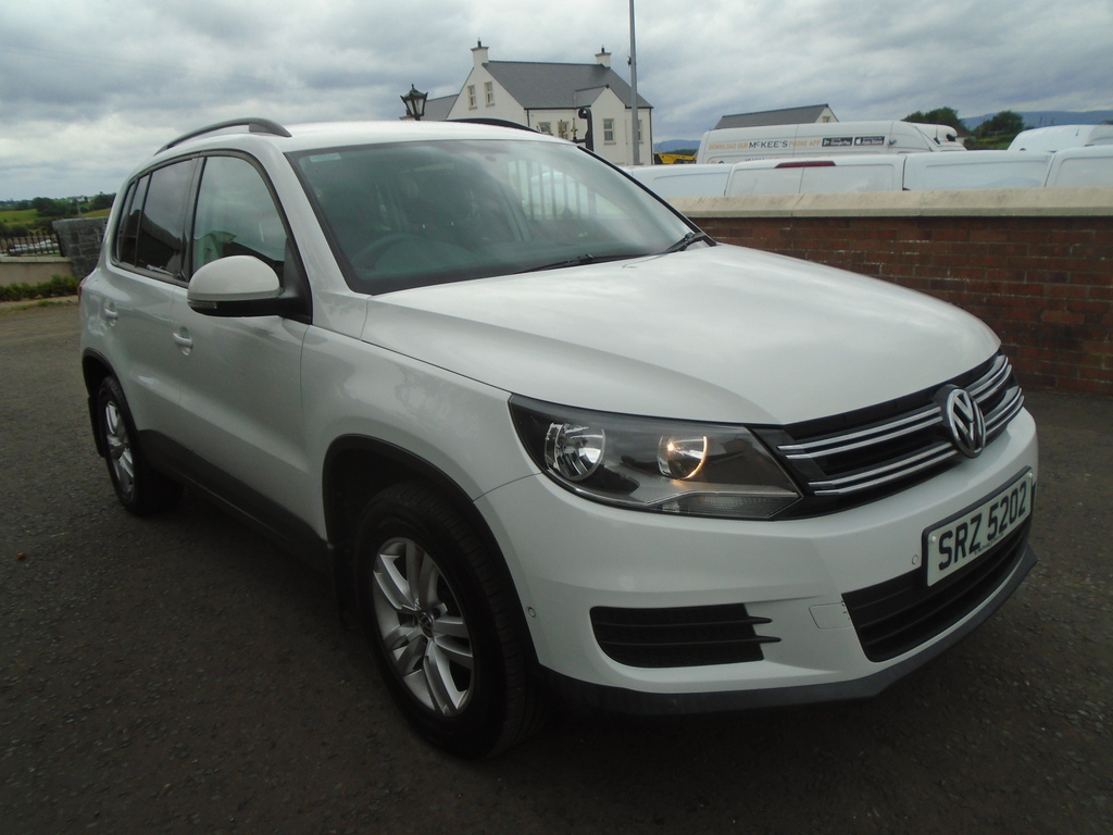 Volkswagen Tiguan 2.0 Tdi Bluemotion Tech Match 4Motion 150 Dsg Black #1