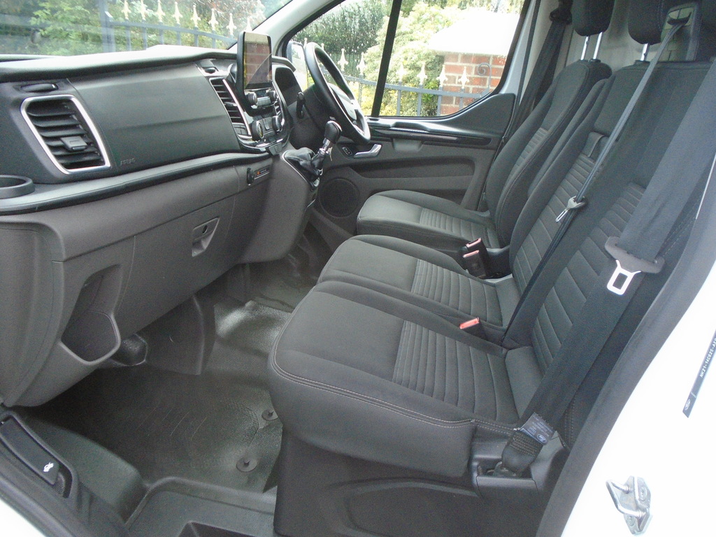 Ford Transit Custom Limited 130Hp. #4
