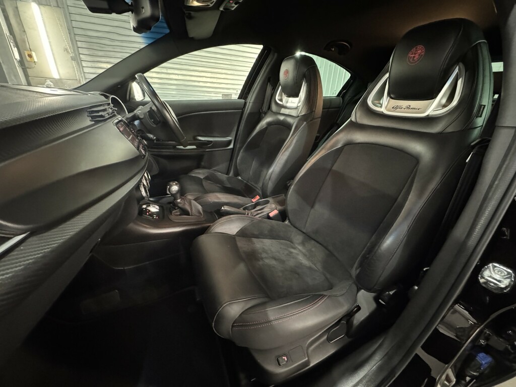 Alfa Romeo Giulietta 2.0 Jtdm-2 150 Bhp Red #12