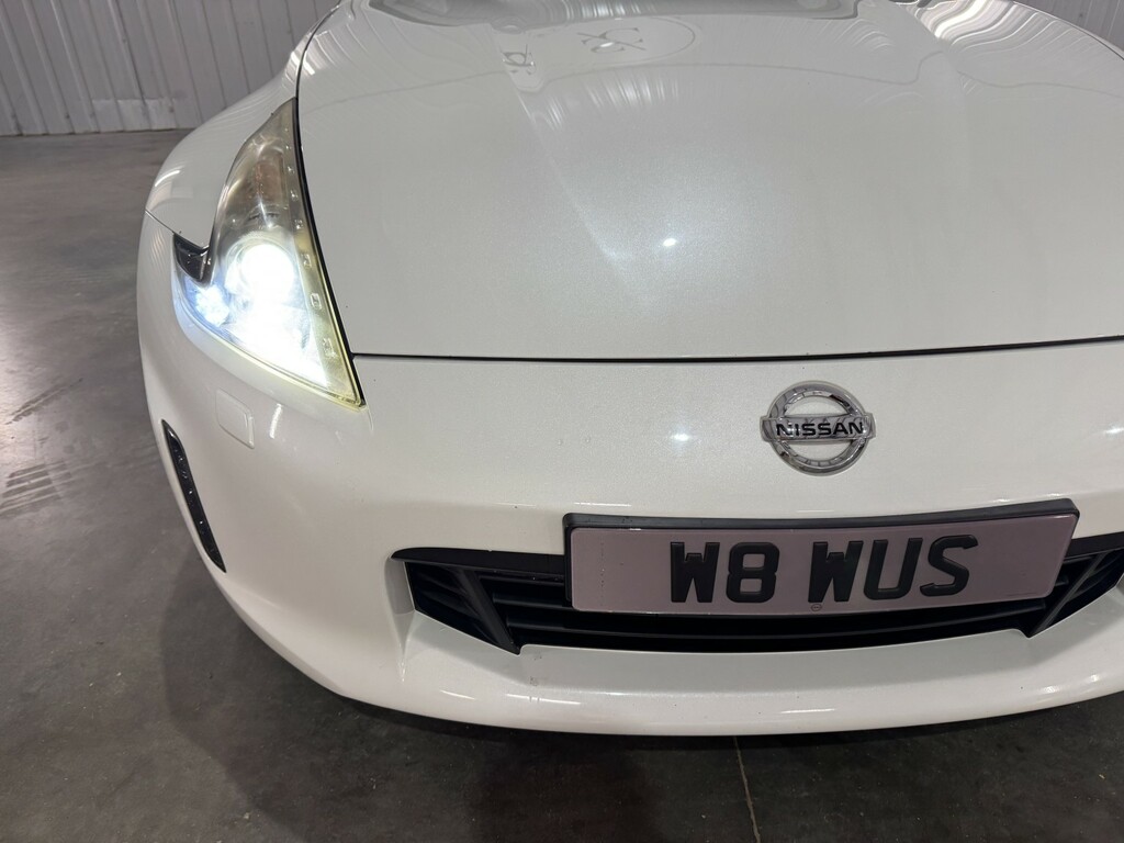 Nissan 370Z Z 3.7 V6 Nismo Coupe Euro 5 344 White #7
