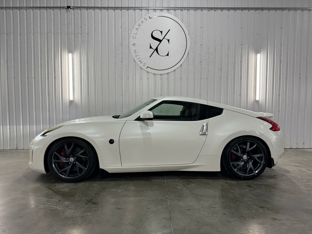 Nissan 370Z 3.7 V6 Gt White #5