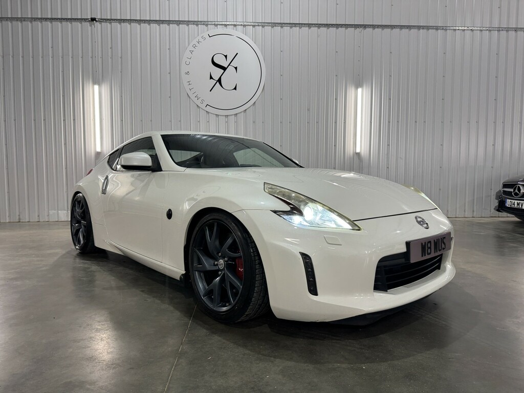 Nissan 370Z 3.7 V6 Gt White