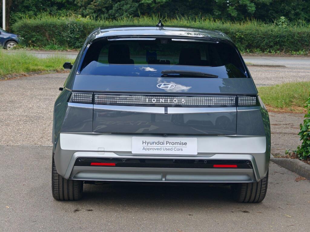 Hyundai Ioniq 5 Premium Black #8