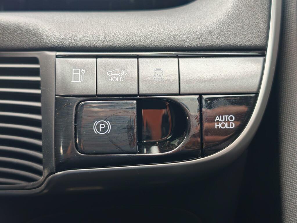 Hyundai Ioniq 5 Premium Black #31