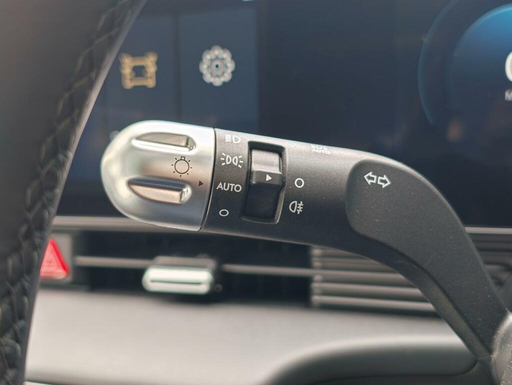 Hyundai Ioniq 5 Premium Black #25