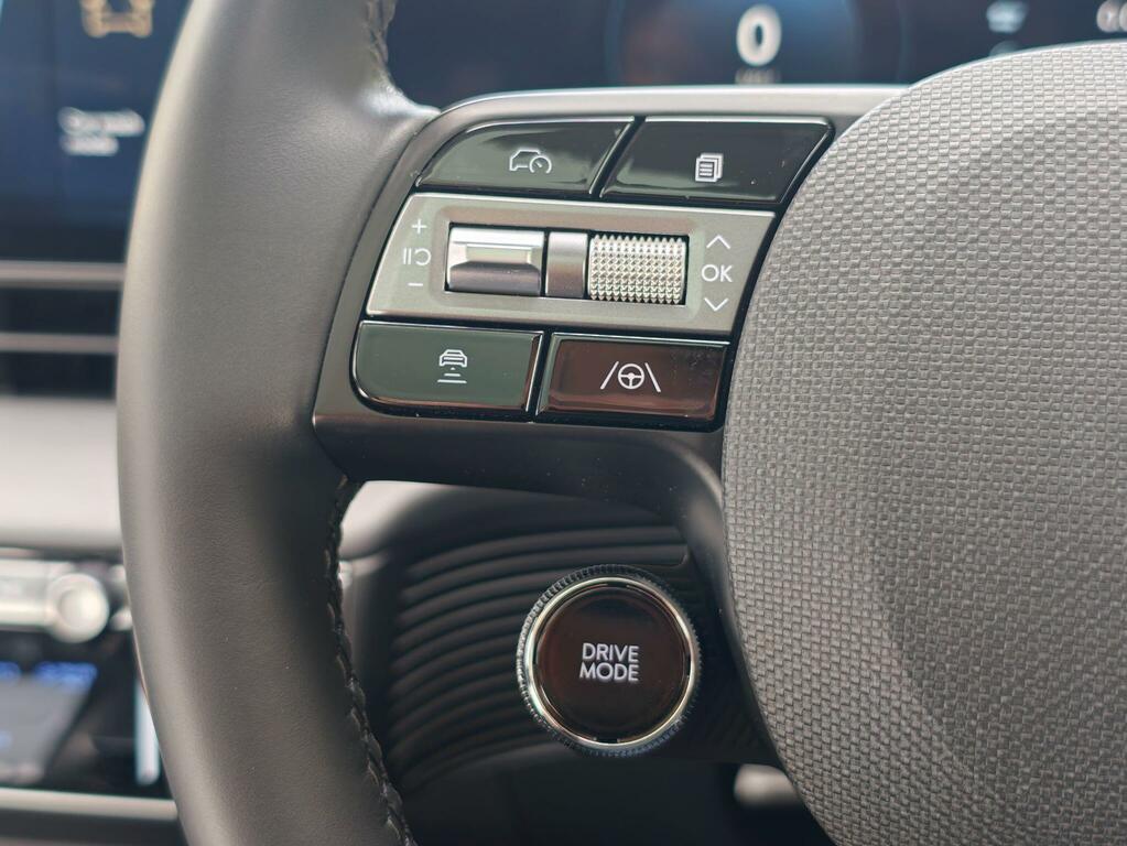 Hyundai Ioniq 5 Premium Black #26