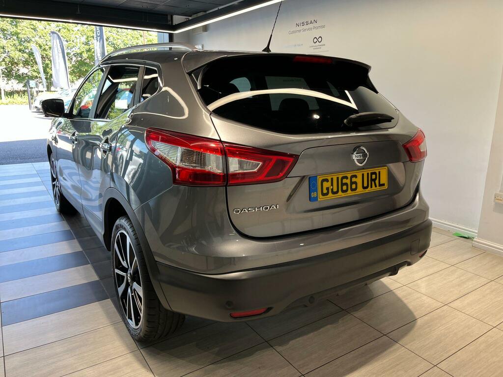 Nissan Qashqai 1.6 Dci Tekna Xtronic Black #3