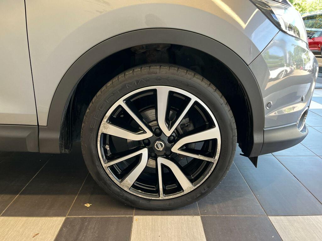 Nissan Qashqai 1.6 Dci Tekna Xtronic Black #6