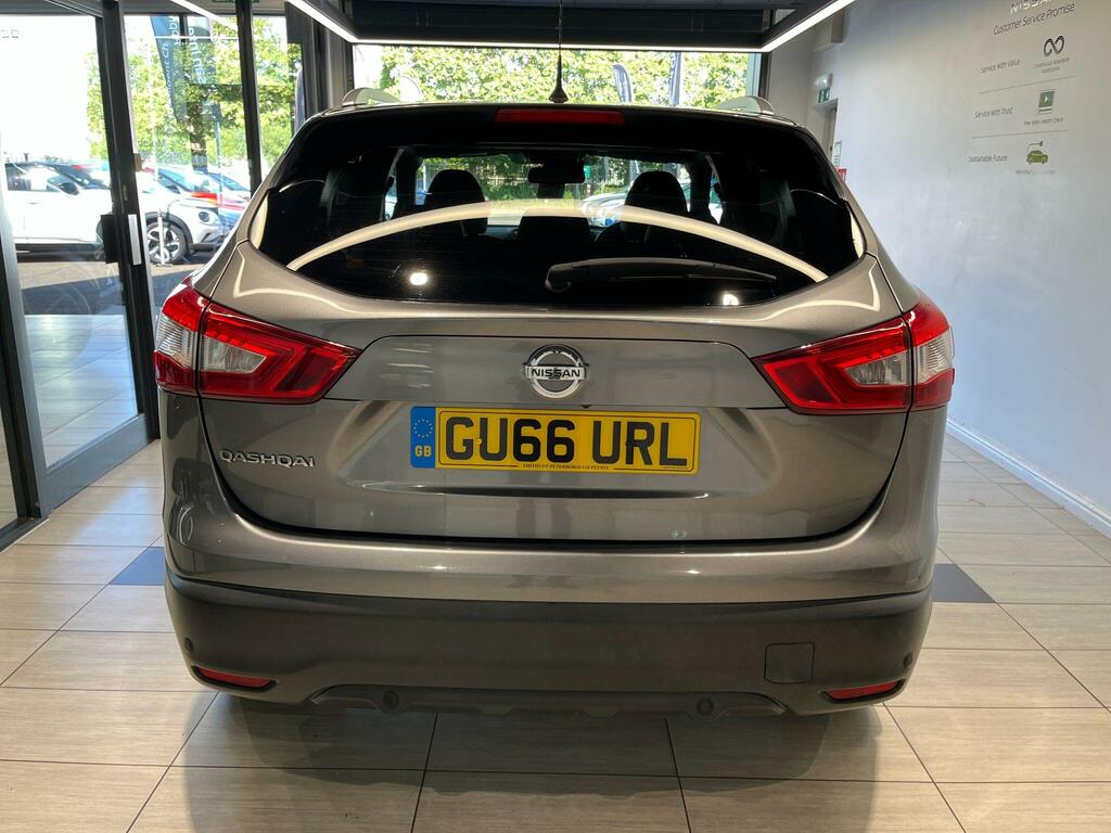 Nissan Qashqai 1.6 Dci Tekna Xtronic Black #17