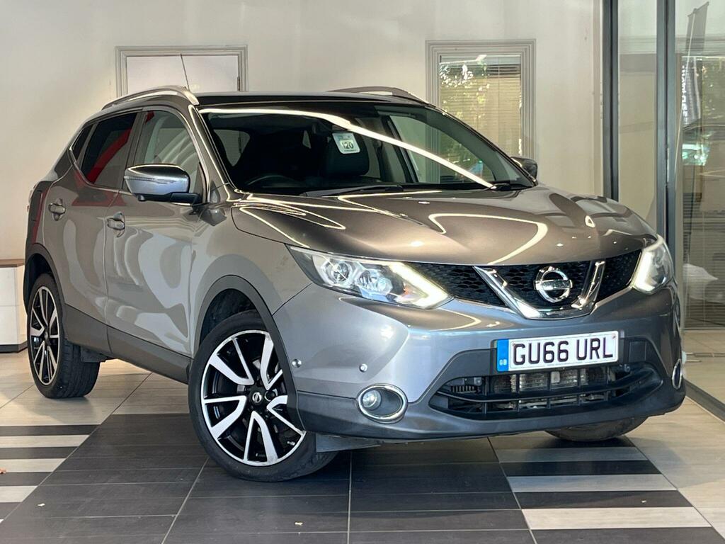 Nissan Qashqai 1.6 Dci Tekna Xtronic Black #24