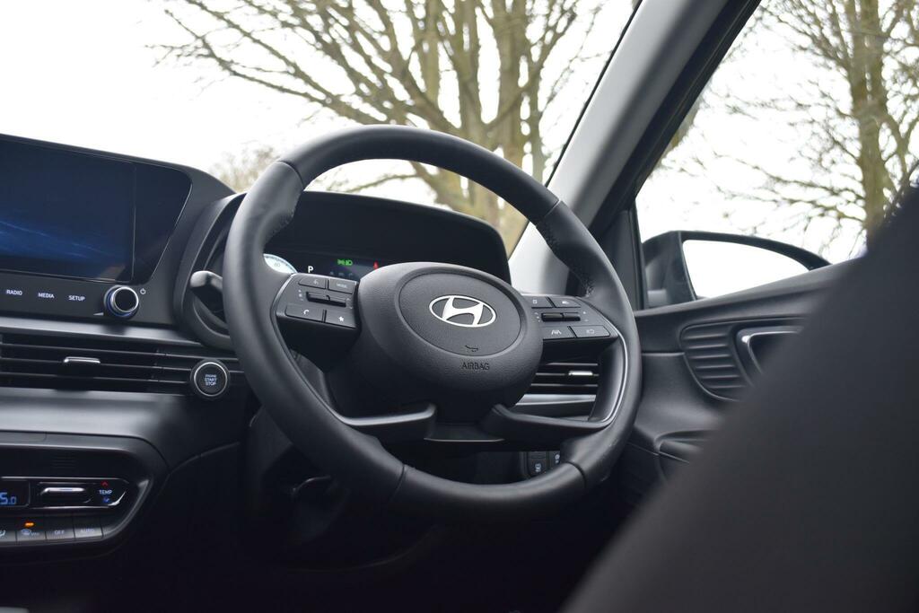 Hyundai I20 1.0T Gdi 90 Black Line Yellow #10