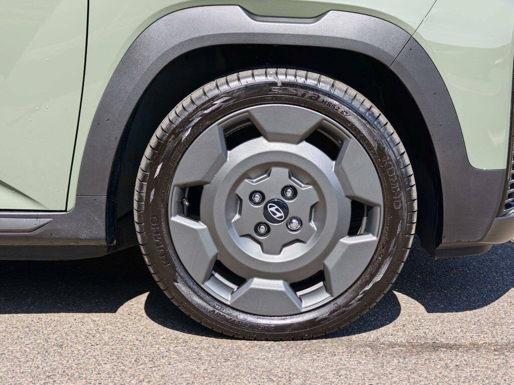 Hyundai Inster Long Range 49Kwh Cross Green #5