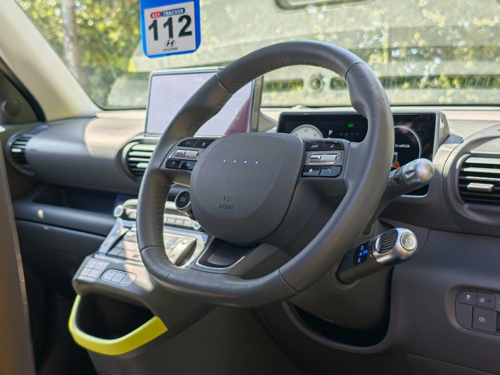 Hyundai Inster Long Range 49Kwh Cross Green #6