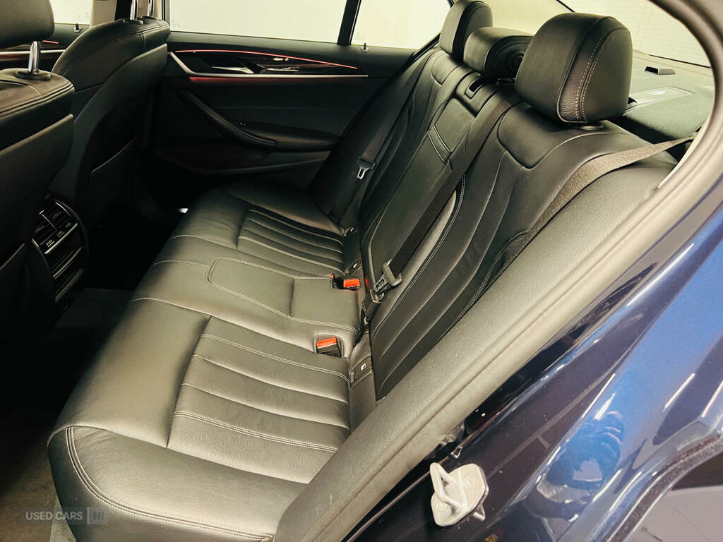 BMW 5 Series 520D M Sport Blue #15