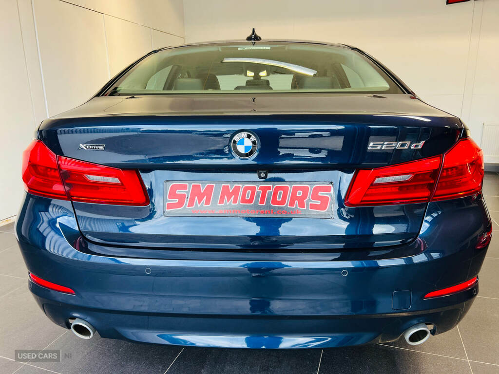 BMW 5 Series 520D M Sport Blue #7