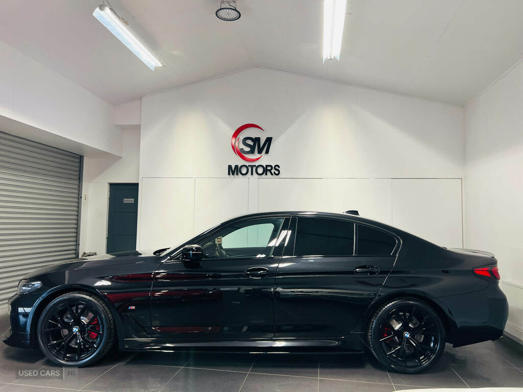 BMW 5 Series 520D Mht M Sport Step Black