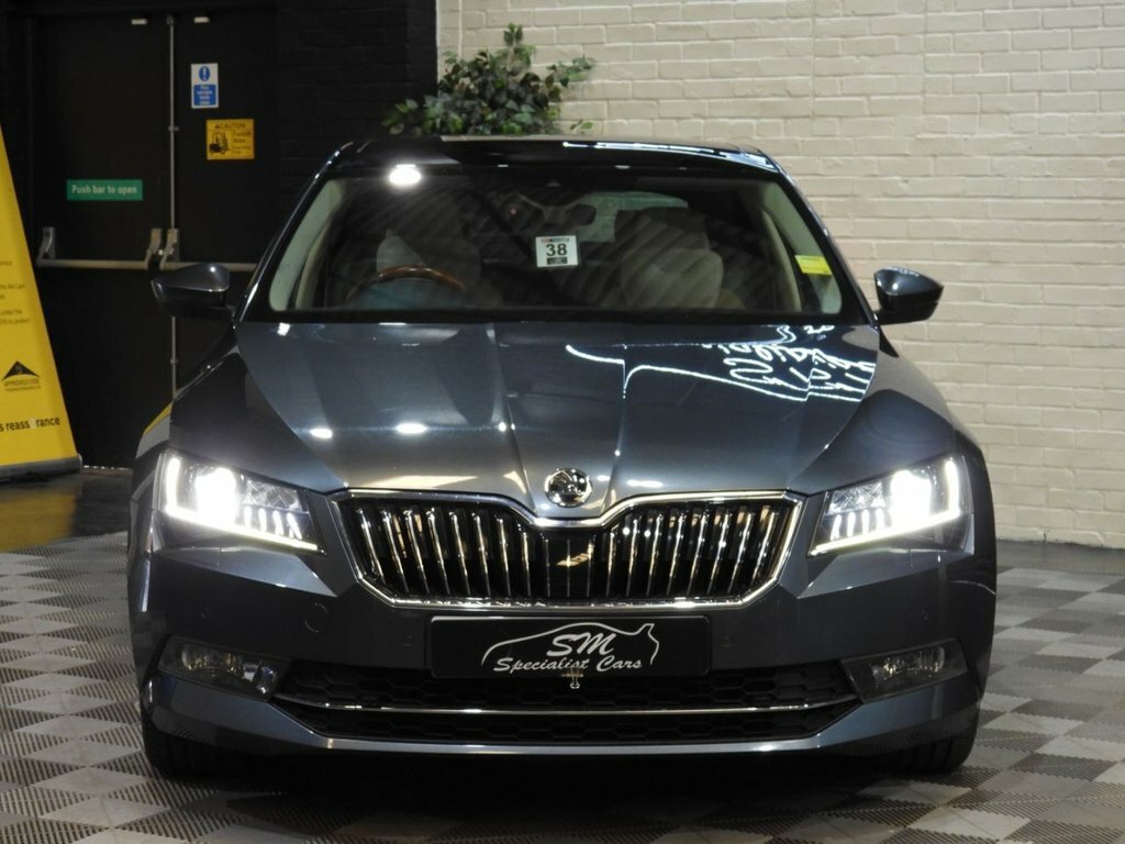 Skoda Superb 2L Laurin Klement Grey #6