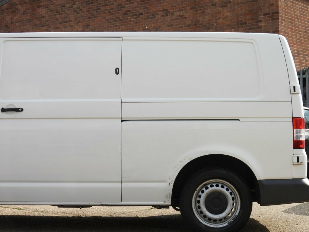 Volkswagen Transporter Combi Van 2.0 Tdi T30 Highline 201363 Black #2