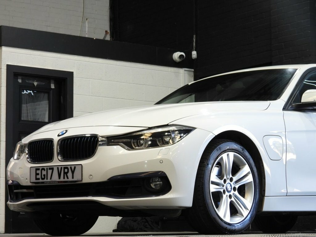 BMW 3 Series 2L Sport White #2