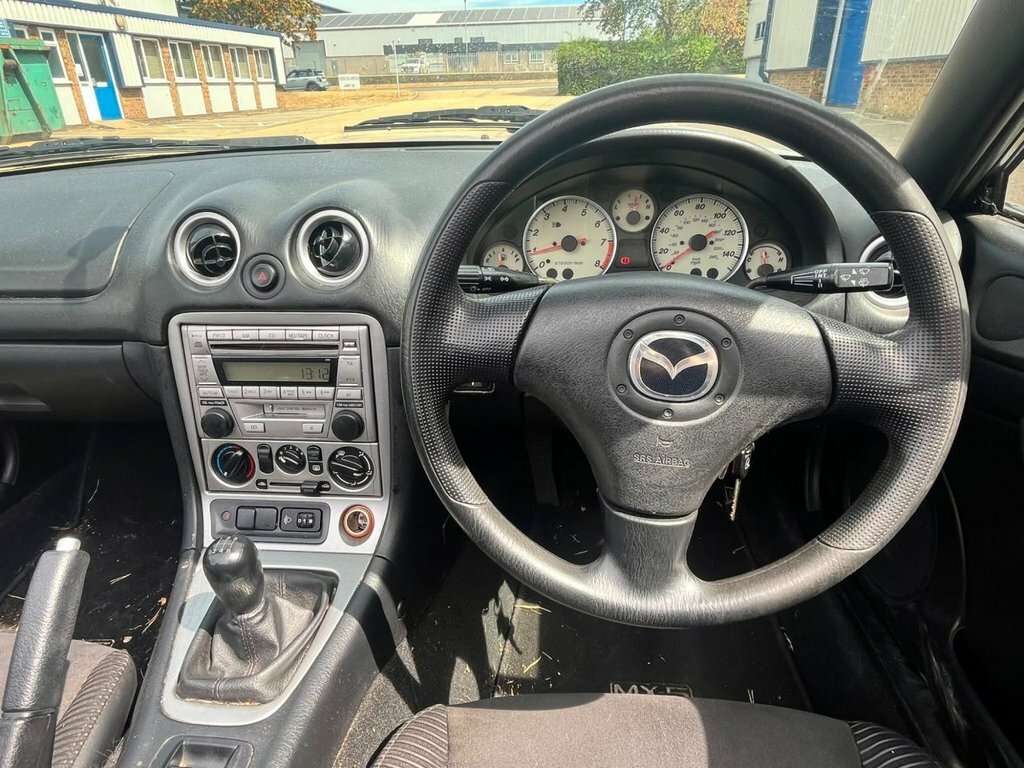 Mazda MX-5 1.8L Null Silver