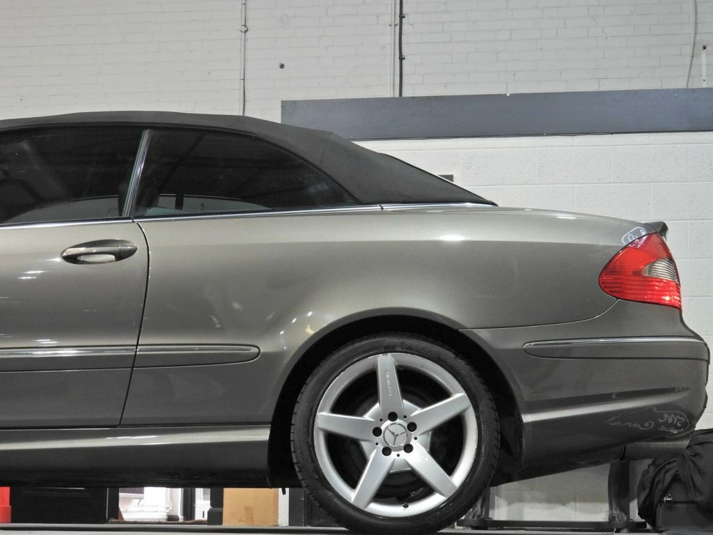 Mercedes-Benz CLK 3.5 Clk350 Avantgarde 269 Bhp Silver #14