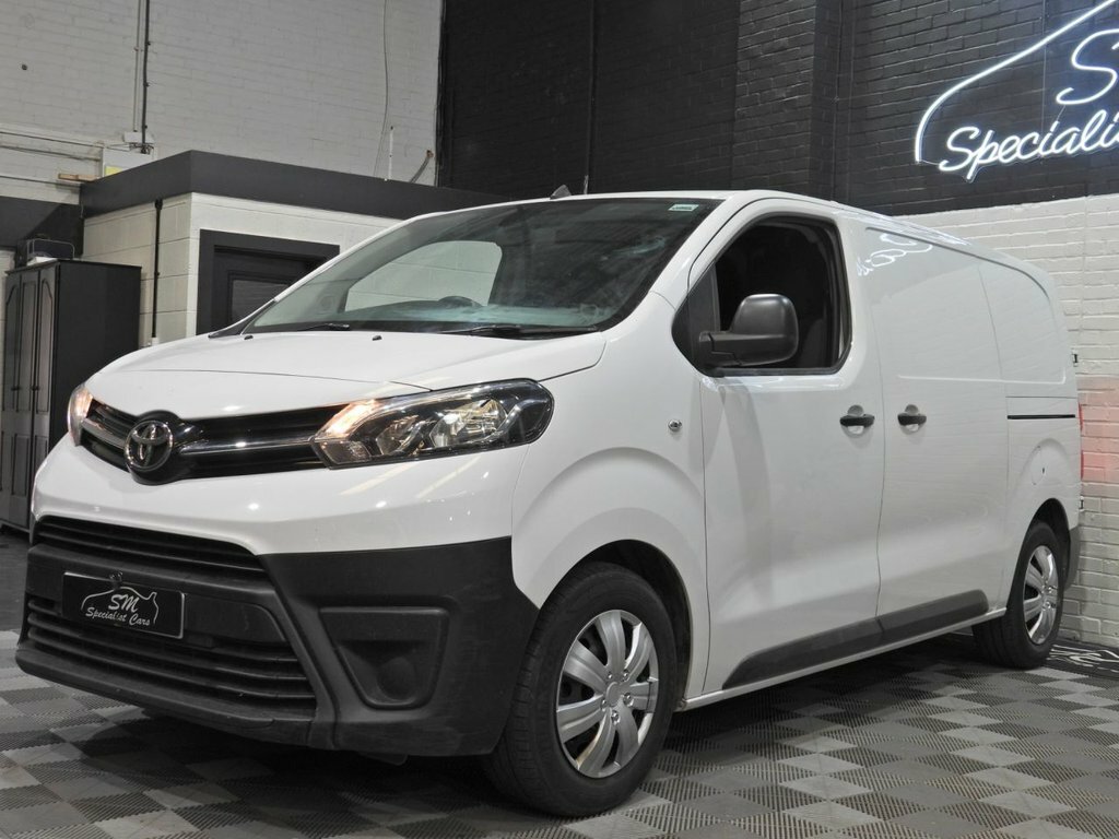 Toyota PROACE 1.5L Icon 6Dr White #6