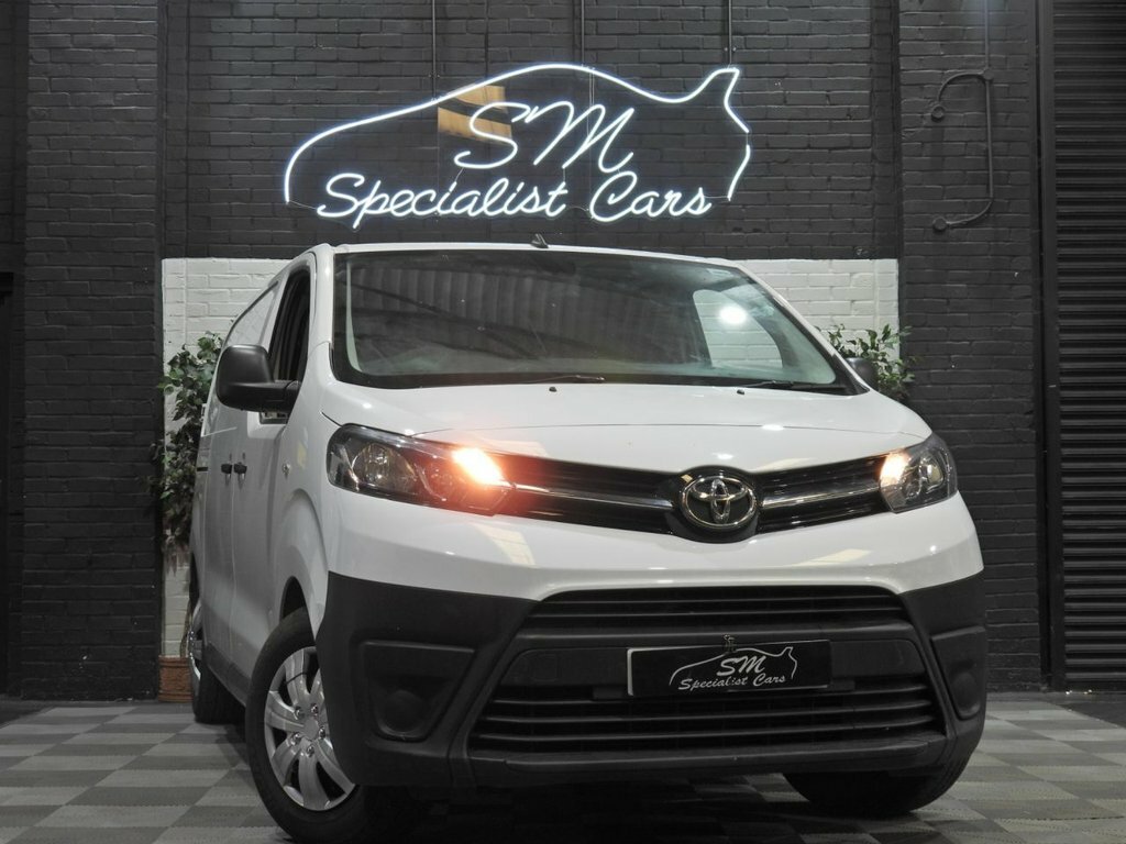Toyota PROACE 1.5L Icon 6Dr White