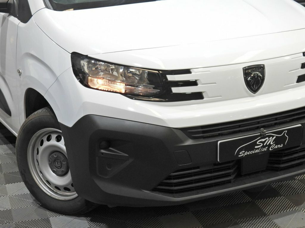 Peugeot Partner 1.5L Professional 6Dr White #4