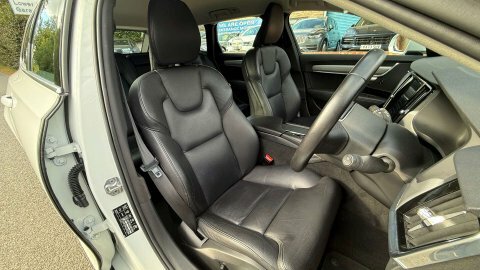 Volvo V90 2.0 V90 Momentum White #5