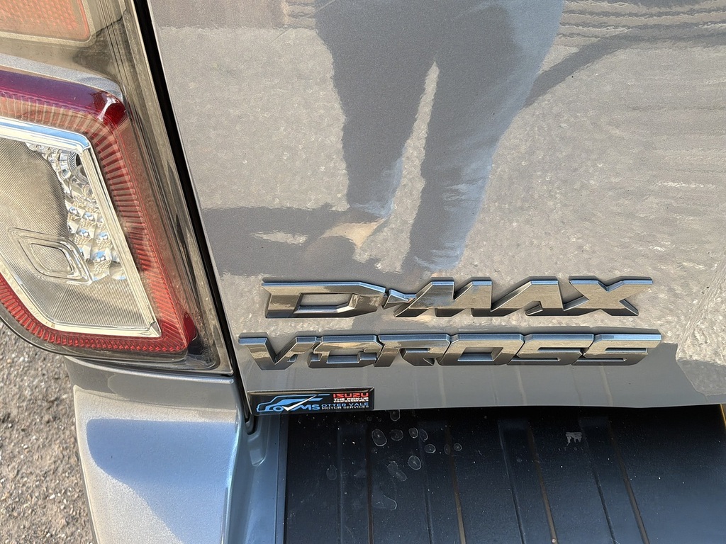 Isuzu D-Max Td V-cross Steel Edition WH74PFG Grey #4
