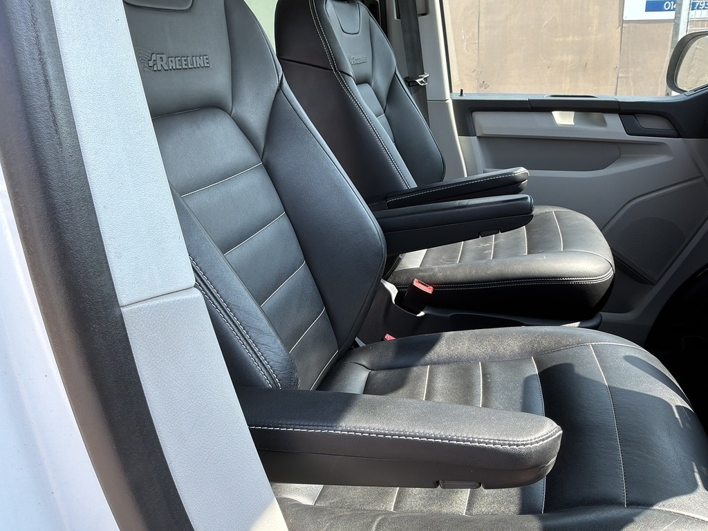 Volkswagen Transporter T30 Tdi Kombi Highline Bmt 150 Dsg Vw T6 Swb Black #19