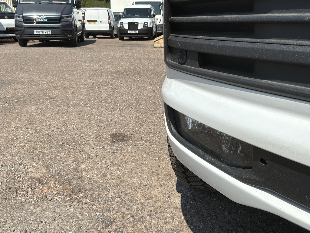 Volkswagen Transporter T30 Tdi Kombi Highline Bmt 150 Dsg Vw T6 Swb Black #23