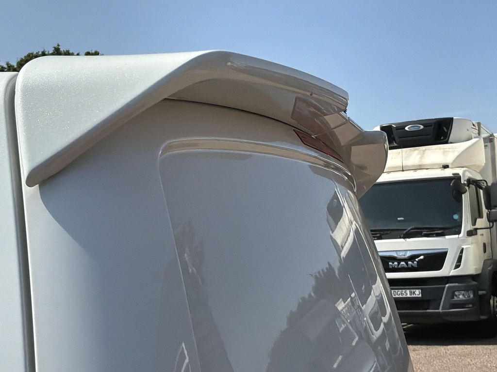 Volkswagen Transporter T30 Tdi Kombi Highline Bmt 150 Dsg Vw T6 Swb Black #24