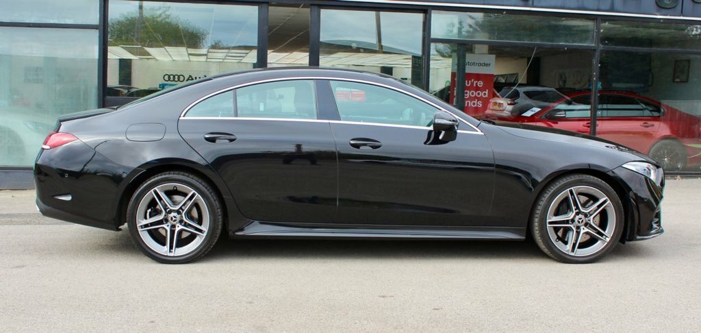 Mercedes-Benz CLS 2L Amg Line Black #5
