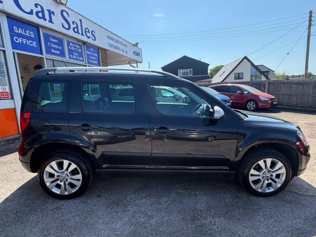 Skoda Yeti 2.0 Tdi Se L Drive Outdoor 4Wd Euro 6 Ss GH17GWZ Black #4