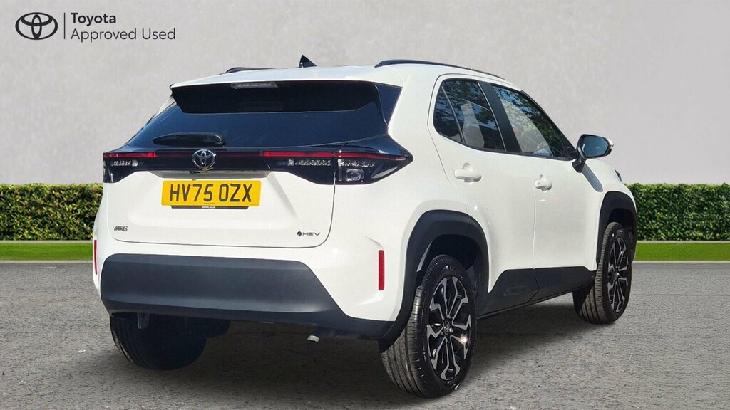 Toyota Yaris Cross 1.5 Vvt-h Design E-cvt Euro 6 Ss HV75OZX White #2
