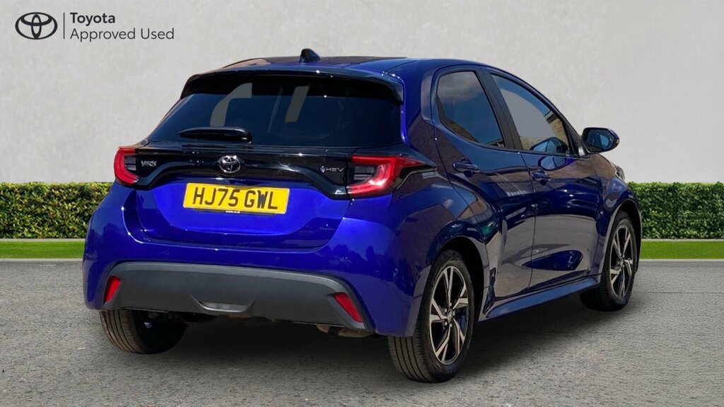Toyota Yaris 1.5 Vvt-h Design E-cvt Euro 6 Ss HJ75GWL Blue #2