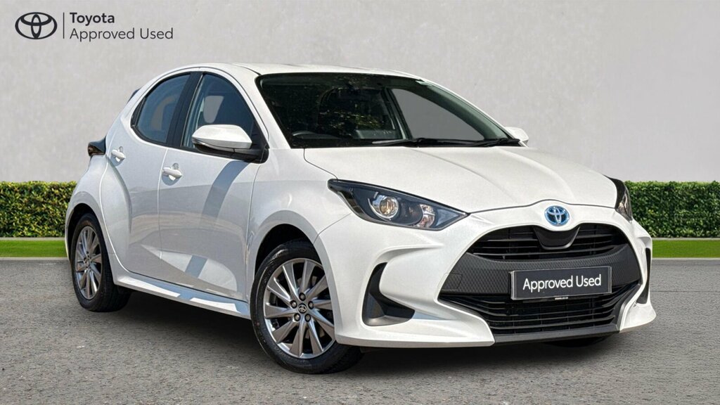 Toyota Yaris 1.5 Vvt-h Icon Hatchback Hybrid E-cvt E White