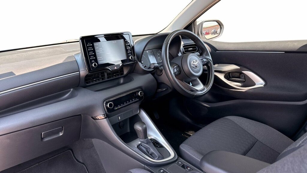 Toyota Yaris 1.5 Vvt-h Icon Hatchback Hybrid E-cvt E YM23WCC White #5