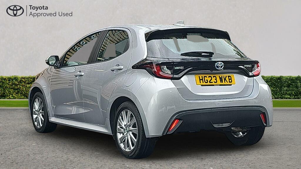 Toyota Yaris 1.5 Vvt-h Icon E-cvt Euro 6 Ss HG23WKB Silver #4