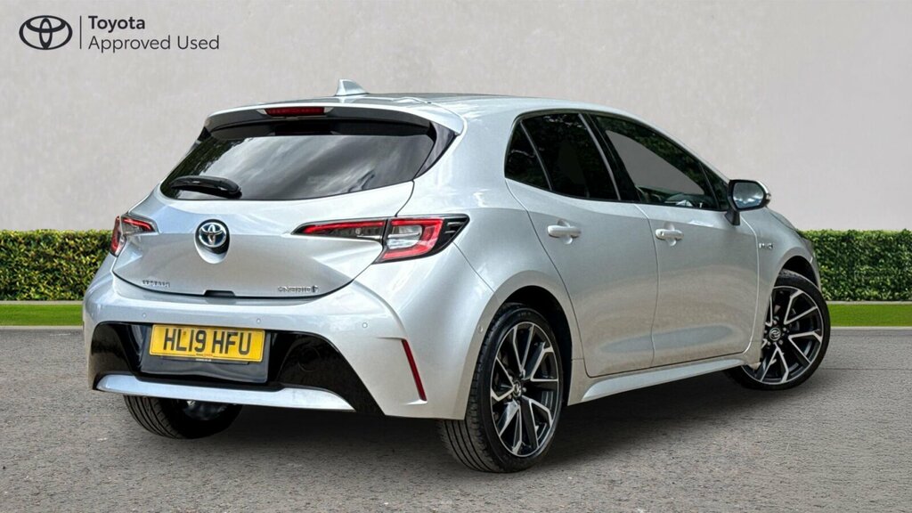 Toyota Corolla 1.8 Vvt-h Excel Hatchback Hybrid Cvt Eu HL19HFU Silver #2
