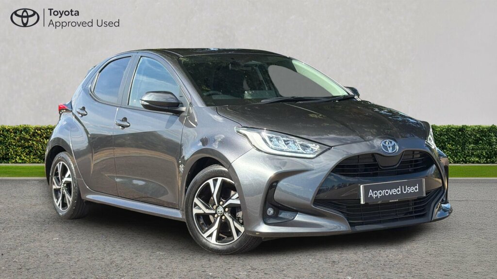Toyota Yaris 1.5 Vvt-h Design Hatchback Hybrid E-cvt BW73DXF Grey