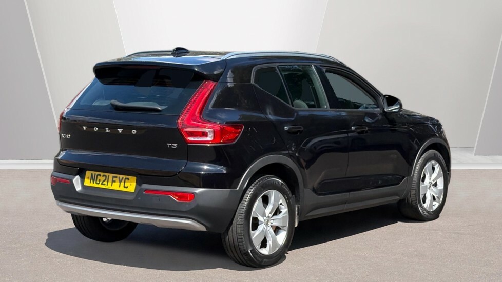 Volvo XC40 Momentum, T3 Black #2