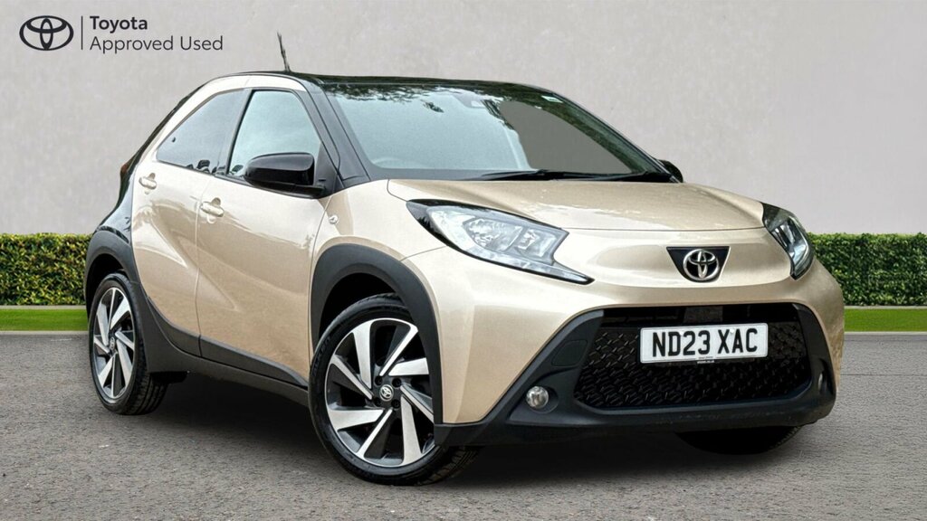 Toyota Aygo X 1.0 Vvt-i Edge Hatchback Euro 6 ND23XAC Beige