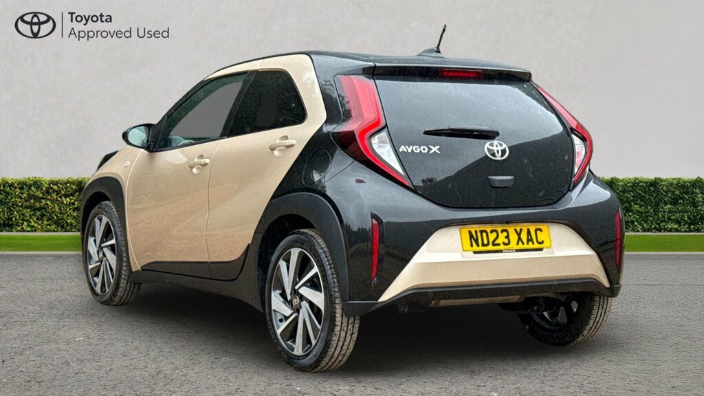 Toyota Aygo X 1.0 Vvt-i Edge Hatchback Euro 6 ND23XAC Beige #4