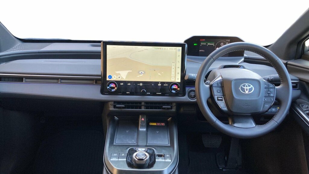 Toyota bZ4X 73.1Kwh Design Silver #6