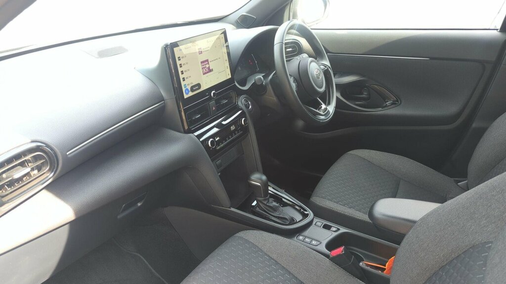 Toyota Yaris Cross 1.5 Vvt-h Design E-cvt Euro 6 Ss SG25FGA Black #5