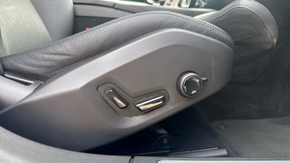 Volvo S90 Recharge Ultimate, T8 Awd Plug-in Hybrid, #28
