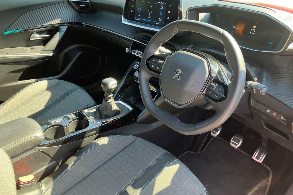 Peugeot 2008 1.2 Puretech Allure Premium Euro 6 Ss BJ23HMU Red #6